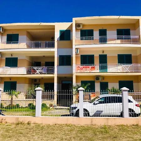 Leonardo Apartment Velipoje
